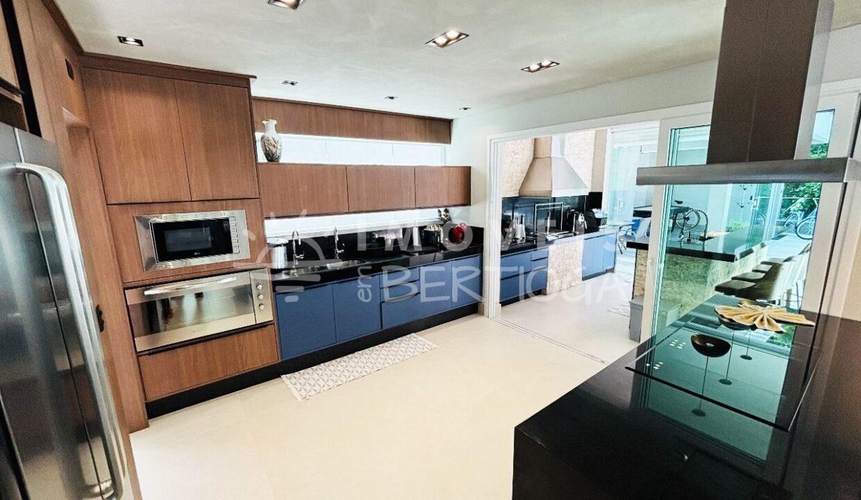 Casa-venda-BERTIOGA-RIVIERA-DE-SAO-LOURENCO-CA0356R-imobiliaria-na-riviera-imobiliaria-bertioga-2025-10-27_00-13-03_foto_rm-24