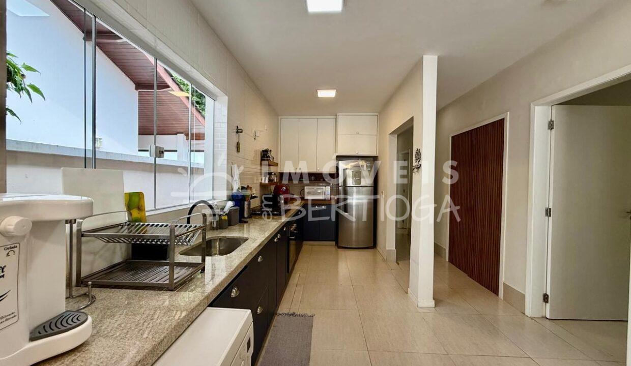 Casa-venda-BERTIOGA-RIVIERA-DE-SAO-LOURENCO-CA0376R-imobiliaria-na-riviera-imobiliaria-bertioga-2025-10-27_11-49-14_foto_rm-30