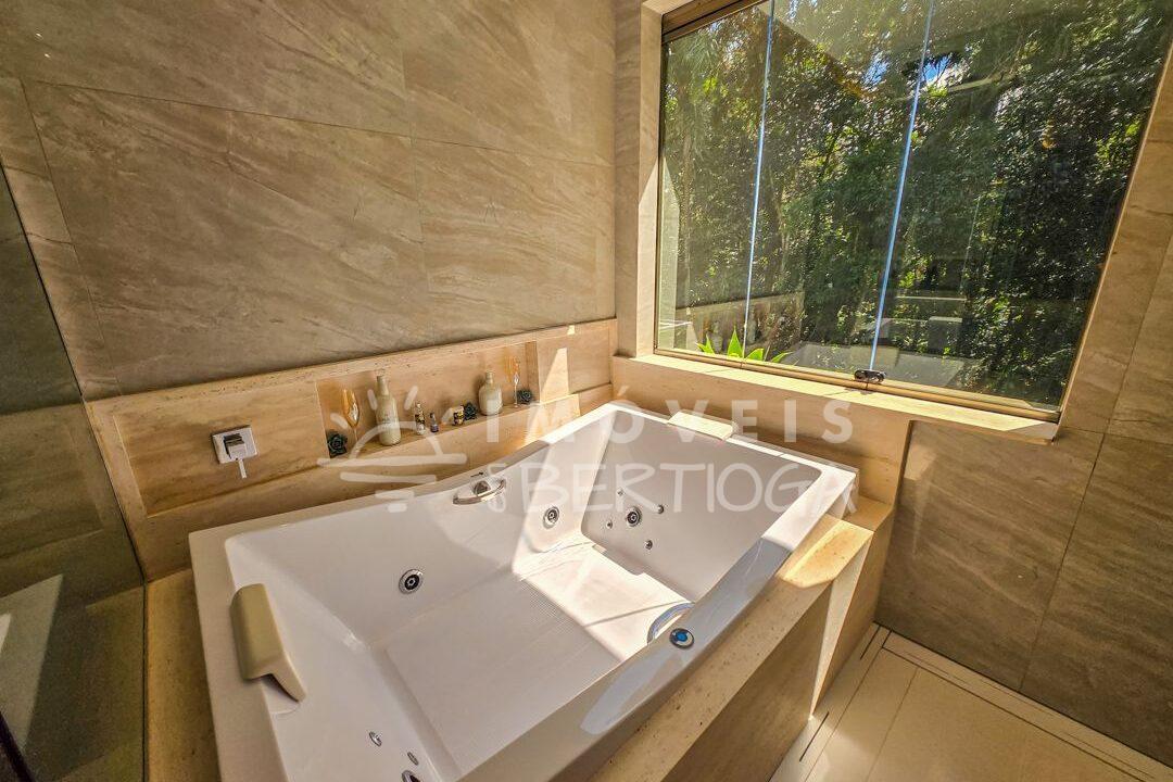 Casa-venda-BERTIOGA-RIVIERA-DE-SAO-LOURENCO-CA0624R-imobiliaria-na-riviera-imobiliaria-bertioga-2025-10-27_14-34-44_foto_rm-31