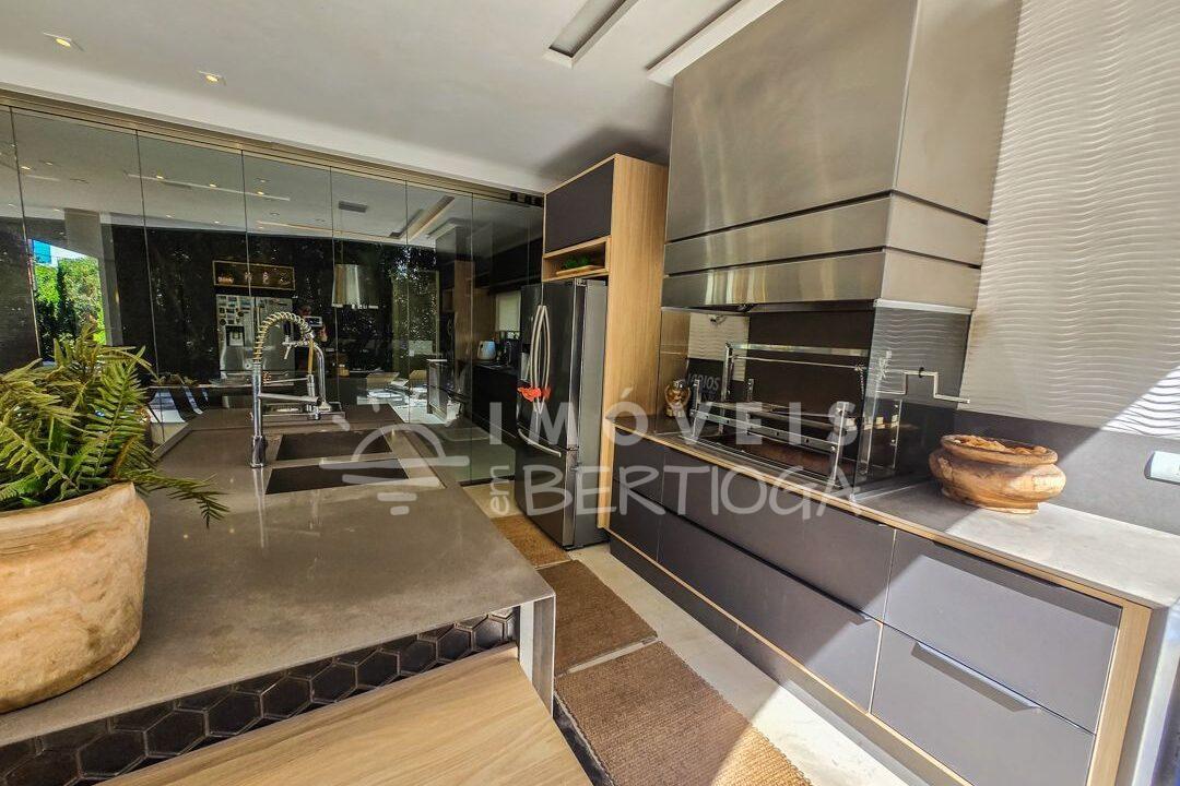 Casa-venda-BERTIOGA-RIVIERA-DE-SAO-LOURENCO-CA0624R-imobiliaria-na-riviera-imobiliaria-bertioga-2025-10-27_14-34-44_foto_rm-7