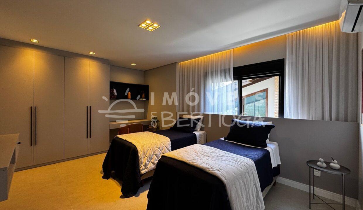 Casa-venda-BERTIOGA-RIVIERA-DE-SAO-LOURENCO-CA0651R-imobiliaria-na-riviera-imobiliaria-bertioga-2025-10-27_06-56-17_foto_rm-28