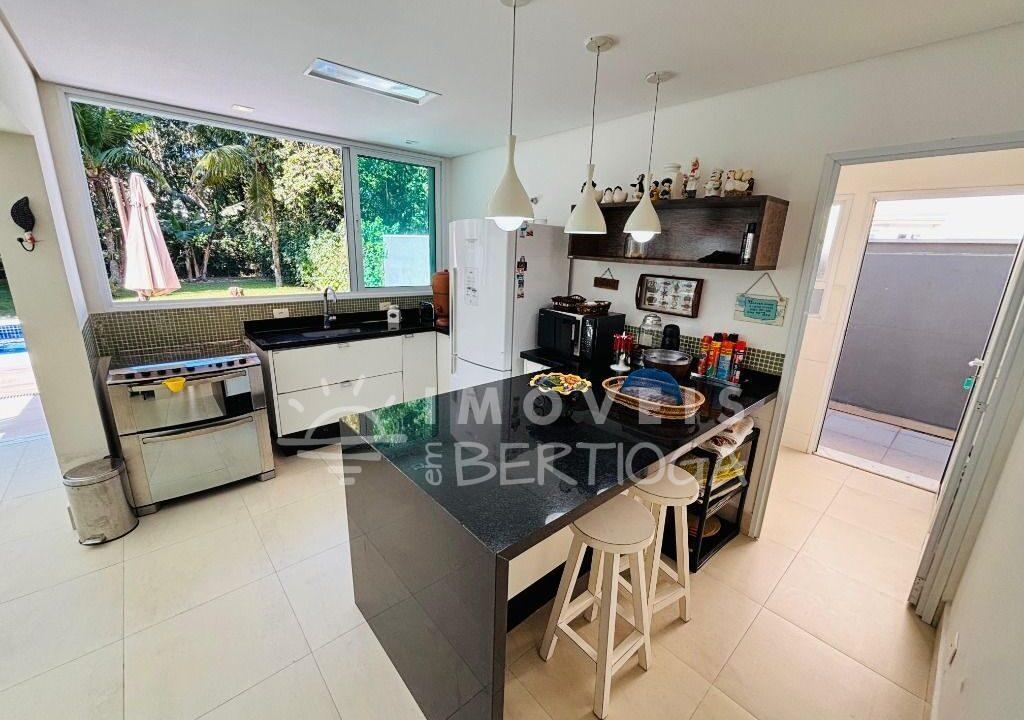 Casa-venda-BERTIOGA-RIVIERA-DE-SAO-LOURENCO-CA0682R-imobiliaria-na-riviera-imobiliaria-bertioga-2025-10-27_07-16-18_foto_rm-10