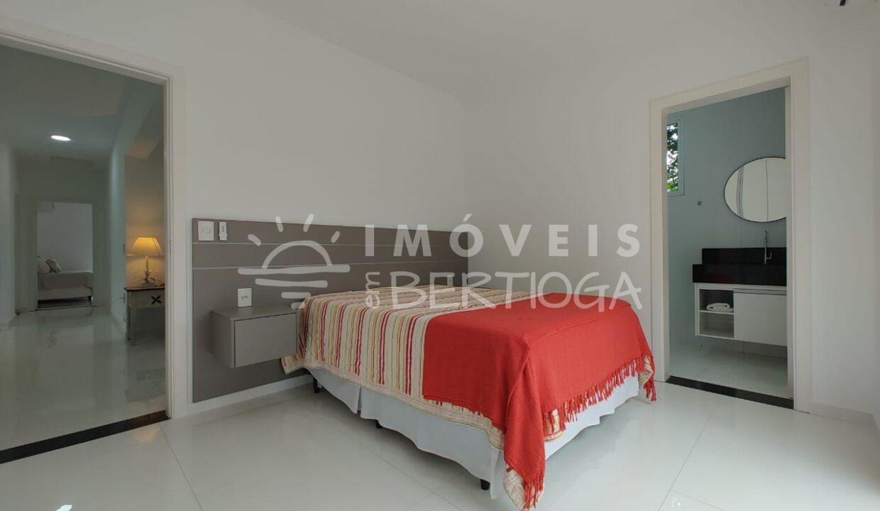 Casa-venda-BERTIOGA-RIVIERA-DE-SAO-LOURENCO-CA0711R-imobiliaria-na-riviera-imobiliaria-bertioga-2025-10-27_12-01-10_foto_rm-25