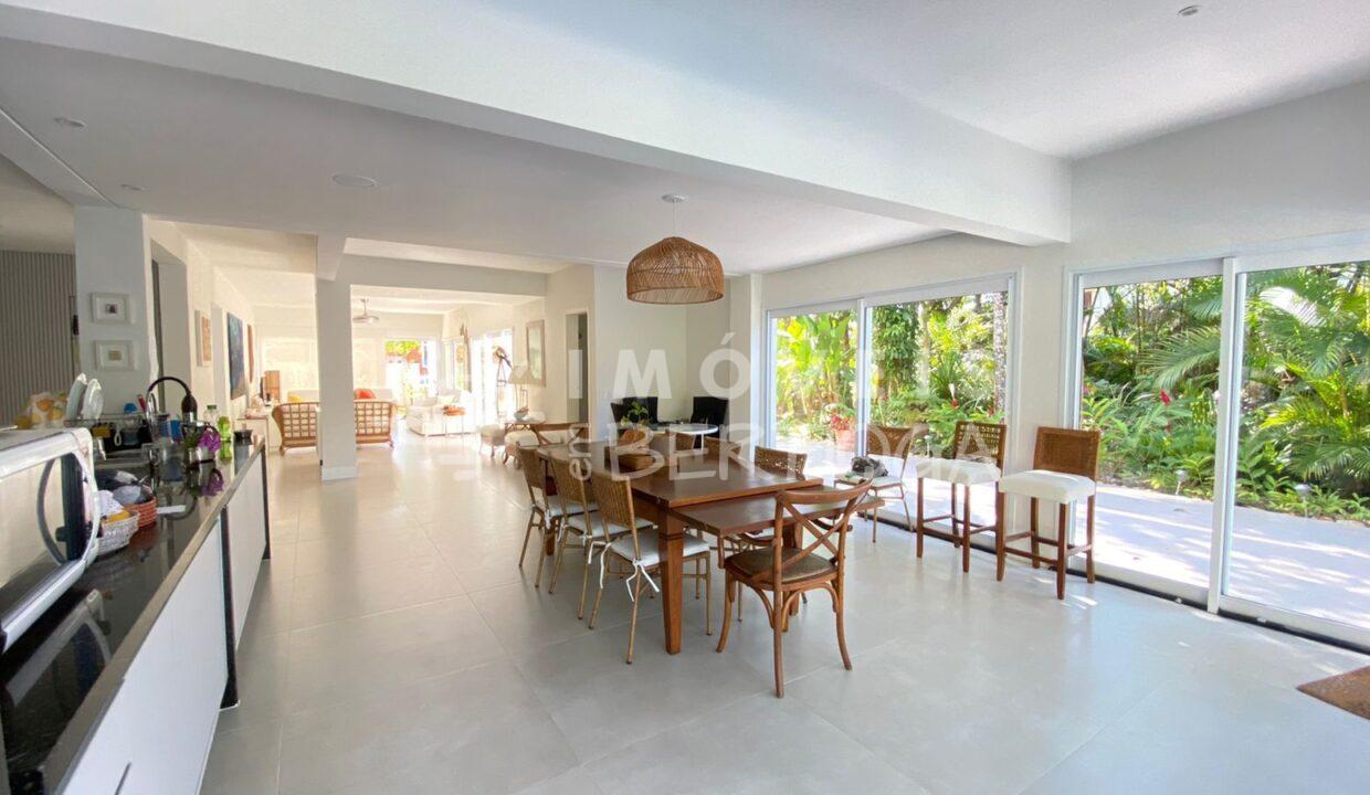 Casa-venda-BERTIOGA-RIVIERA-DE-SAO-LOURENCO-CA0711R-imobiliaria-na-riviera-imobiliaria-bertioga-2025-10-27_12-01-10_foto_rm-5