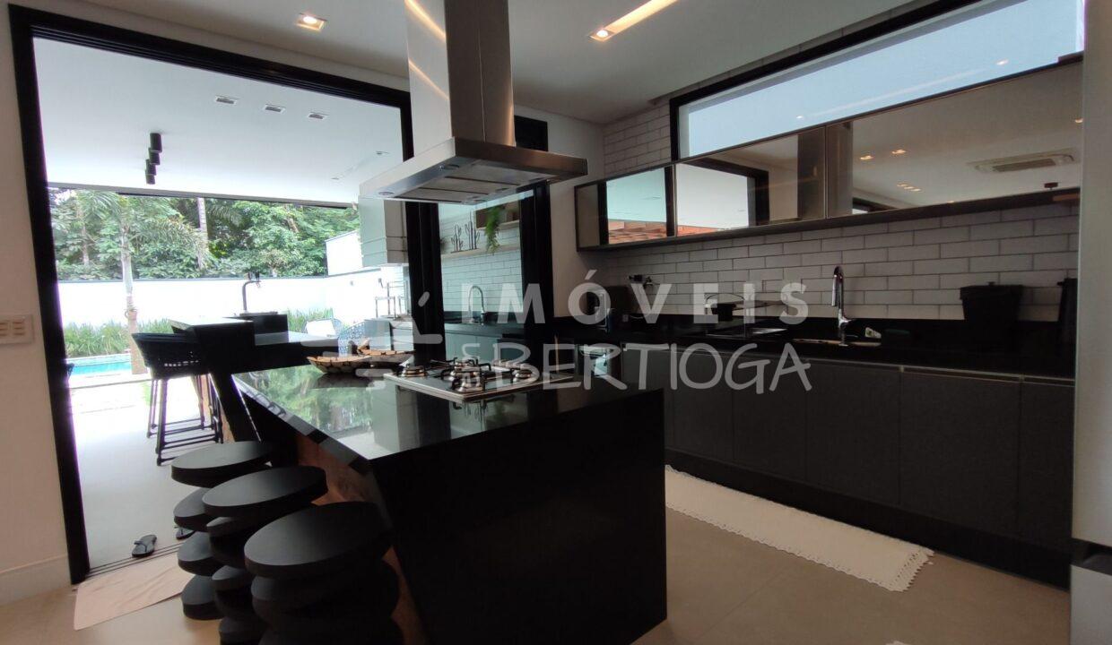 Casa-venda-BERTIOGA-RIVIERA-DE-SAO-LOURENCO-CA0715R-imobiliaria-na-riviera-imobiliaria-bertioga-2025-10-27_02-00-10_foto_rm-6