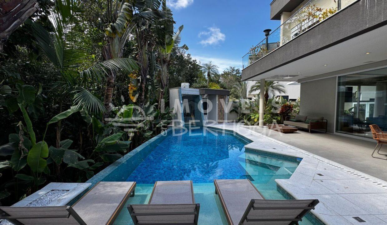 Casa-venda-BERTIOGA-RIVIERA-DE-SAO-LOURENCO-CA0727R-imobiliaria-na-riviera-imobiliaria-bertioga-2025-10-26_23-12-08_foto_rm-7