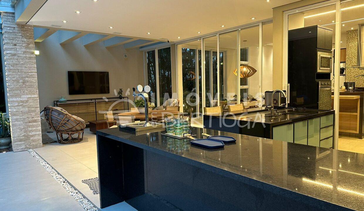 Casa-venda-BERTIOGA-RIVIERA-DE-SAO-LOURENCO-CA1208R-imobiliaria-na-riviera-imobiliaria-bertioga-2025-10-26_13-14-17_foto_rm-1
