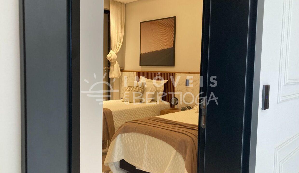 Casa-venda-BERTIOGA-RIVIERA-DE-SAO-LOURENCO-CA1300R-imobiliaria-na-riviera-imobiliaria-bertioga-2025-10-26_11-51-55_foto_rm-17