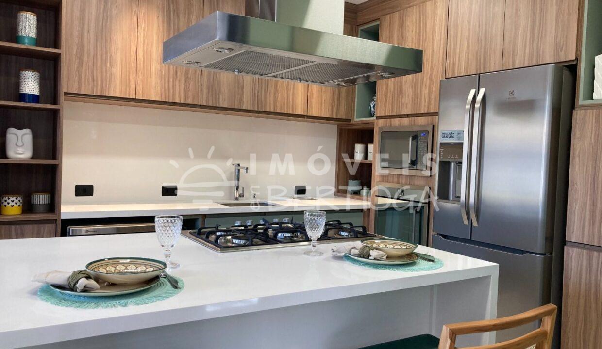 Casa-venda-BERTIOGA-RIVIERA-DE-SAO-LOURENCO-CA1300R-imobiliaria-na-riviera-imobiliaria-bertioga-2025-10-26_11-51-55_foto_rm-7