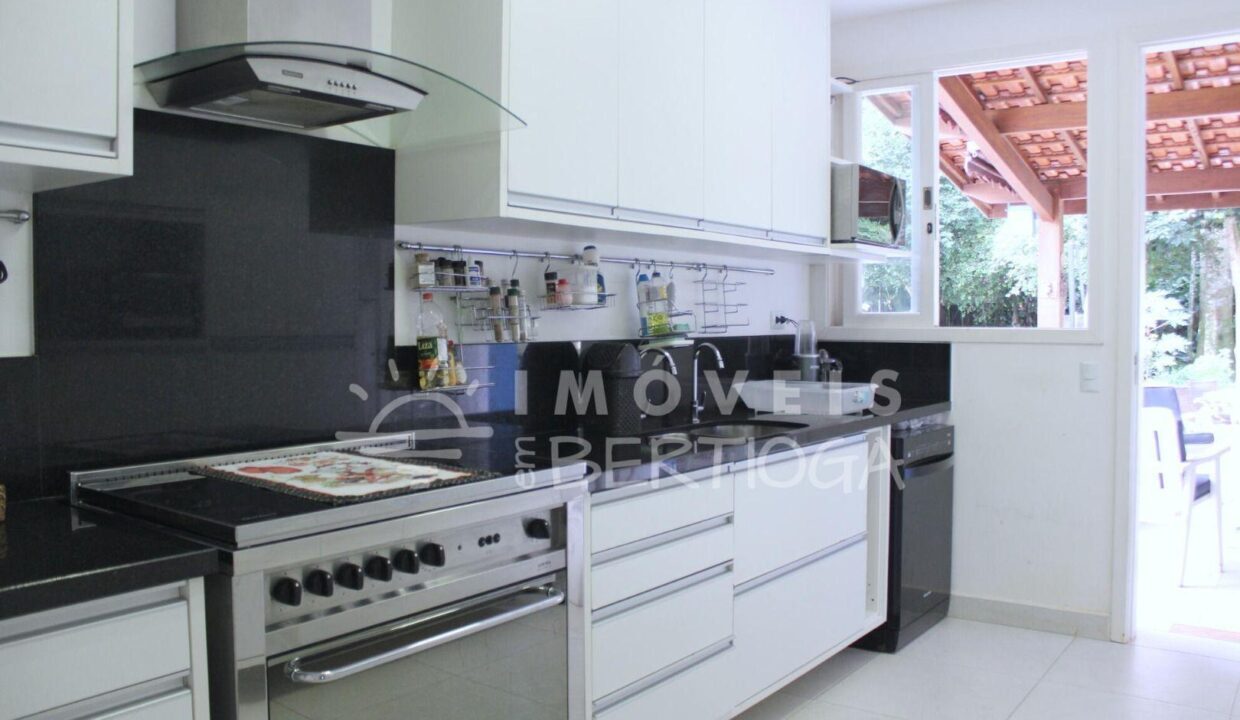 Casa-venda-BERTIOGA-RIVIERA-DE-SAO-LOURENCO-CA1354R-imobiliaria-na-riviera-imobiliaria-bertioga-2025-10-27_05-44-43_foto_rm-37