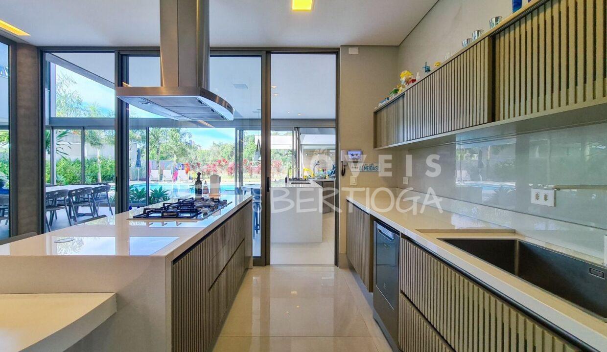 Casa-venda-BERTIOGA-RIVIERA-DE-SAO-LOURENCO-CA1387R-imobiliaria-na-riviera-imobiliaria-bertioga-2025-10-27_04-36-08_foto_rm-33