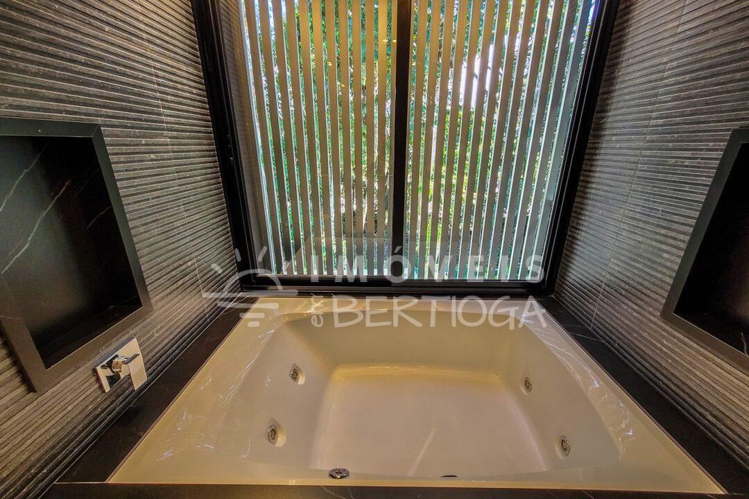 Casa-venda-BERTIOGA-RIVIERA-DE-SAO-LOURENCO-CA1391R-imobiliaria-na-riviera-imobiliaria-bertioga-2025-10-26_23-12-08_foto_rm-36