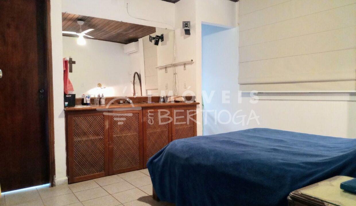 Casa-venda-BERTIOGA-RIVIERA-DE-SAO-LOURENCO-CA1406R-imobiliaria-na-riviera-imobiliaria-bertioga-2025-10-26_16-21-34_foto_rm-3