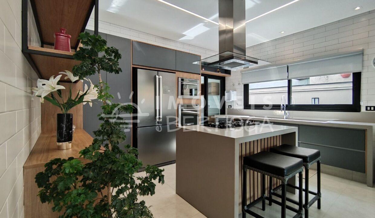 Casa-venda-BERTIOGA-RIVIERA-DE-SAO-LOURENCO-CA1408R-imobiliaria-na-riviera-imobiliaria-bertioga-2025-10-27_06-47-33_foto_rm-36