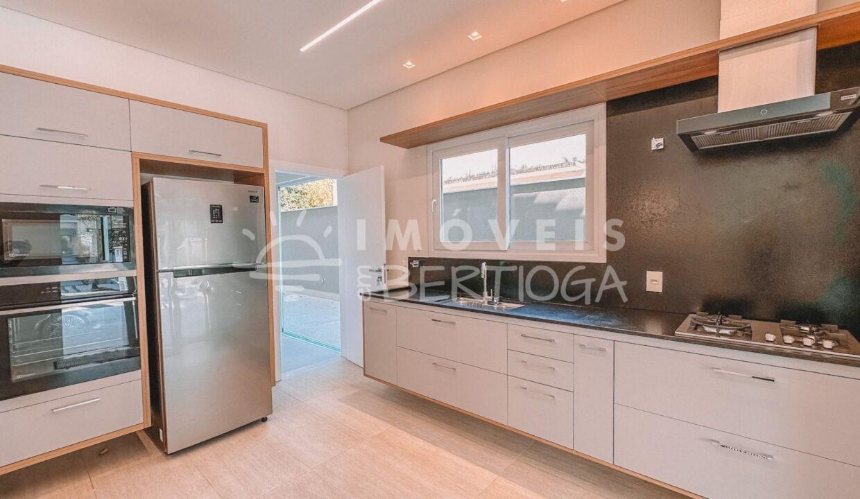 Casa-venda-BERTIOGA-RIVIERA-DE-SAO-LOURENCO-CA1432R-imobiliaria-na-riviera-imobiliaria-bertioga-2025-10-27_06-15-03_foto_rm-12