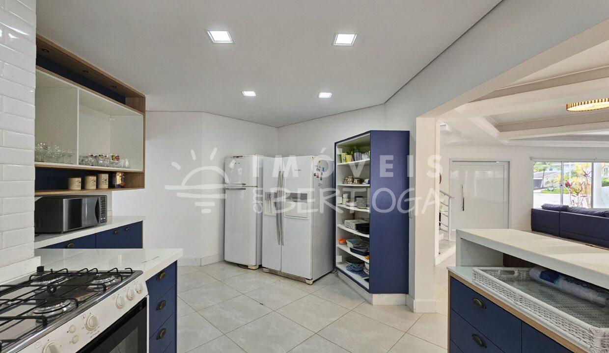 Casa-venda-BERTIOGA-RIVIERA-DE-SAO-LOURENCO-CA1445R-imobiliaria-na-riviera-imobiliaria-bertioga-2025-10-26_13-47-54_foto_rm-9