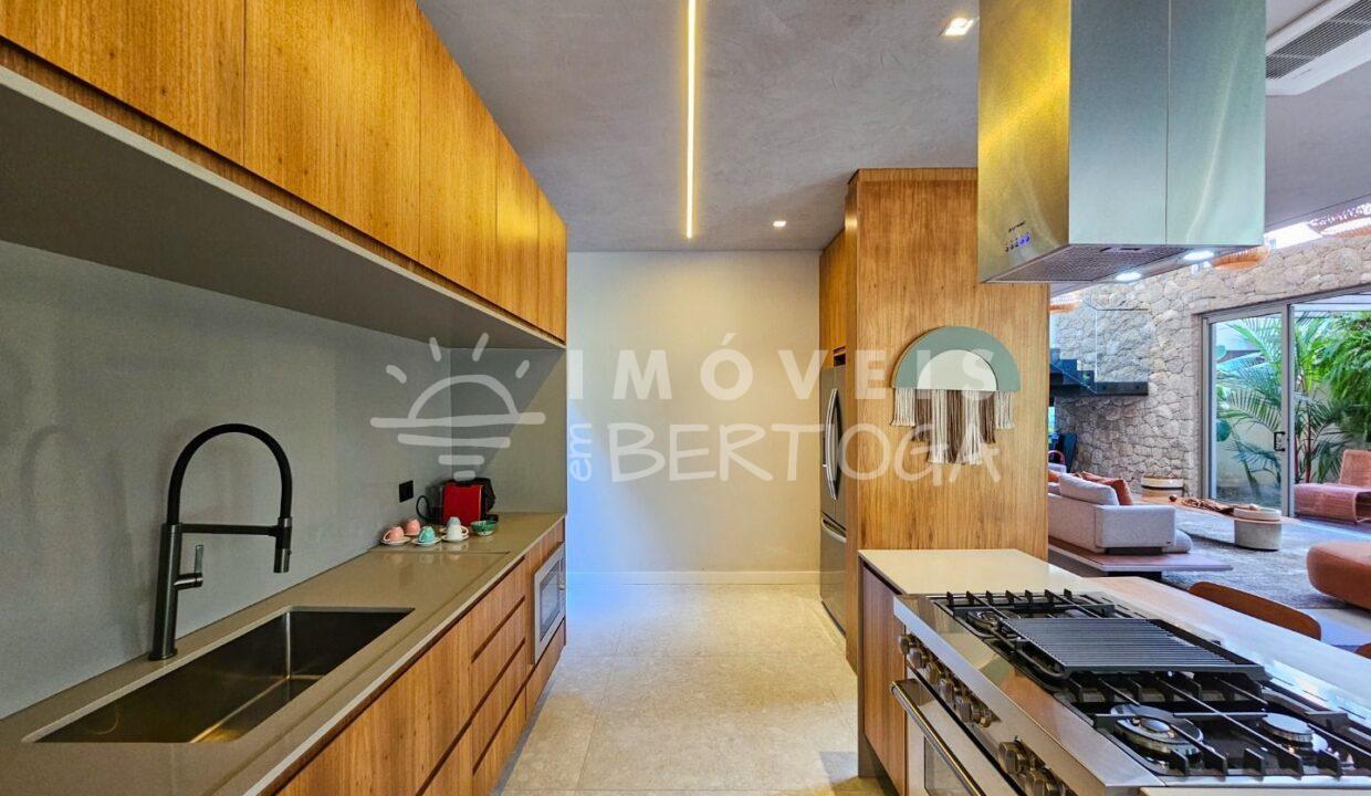 Casa-venda-BERTIOGA-RIVIERA-DE-SAO-LOURENCO-CA1466R-imobiliaria-na-riviera-imobiliaria-bertioga-2025-10-27_03-01-39_foto_rm-5