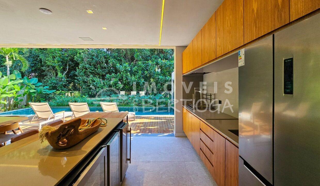 Casa-venda-BERTIOGA-RIVIERA-DE-SAO-LOURENCO-CA1466R-imobiliaria-na-riviera-imobiliaria-bertioga-2025-10-27_03-01-39_foto_rm-6