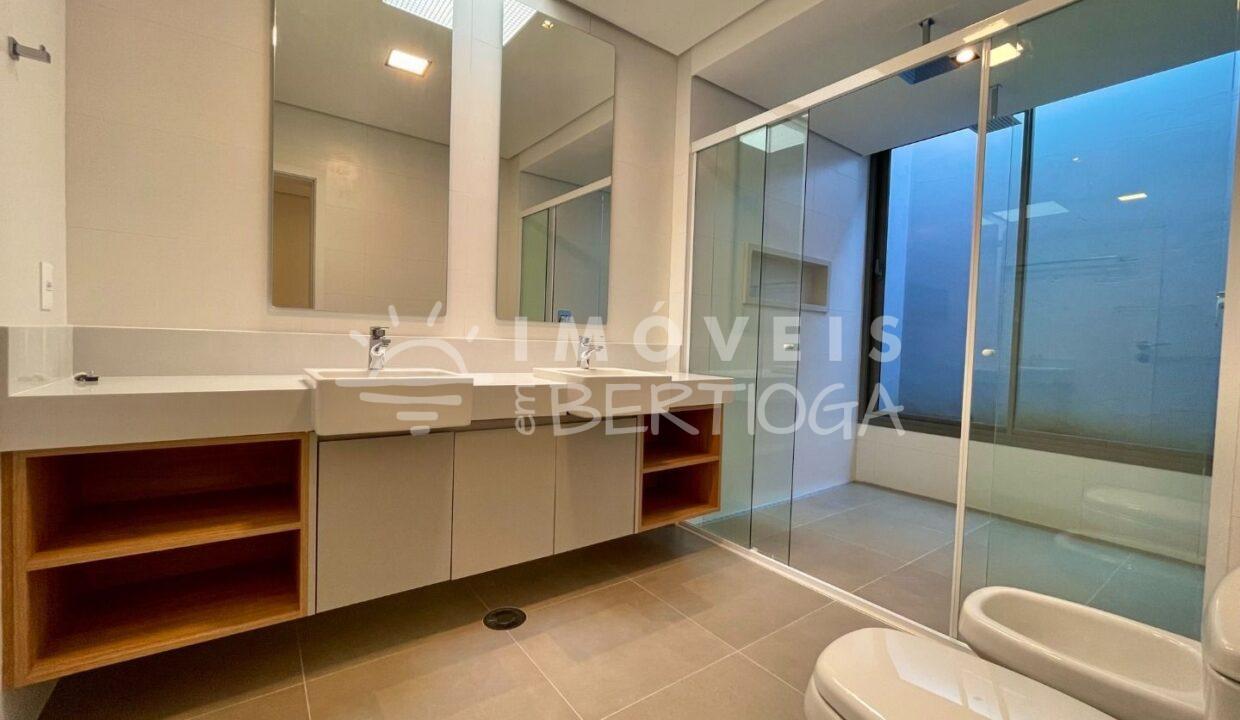 Casa-venda-BERTIOGA-RIVIERA-DE-SAO-LOURENCO-CA1536R-imobiliaria-na-riviera-imobiliaria-bertioga-2025-10-26_22-42-36_foto_rm-16