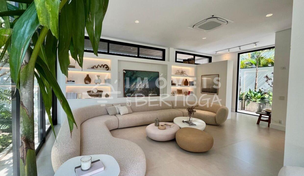 Casa-venda-BERTIOGA-RIVIERA-DE-SAO-LOURENCO-CA1555R-imobiliaria-na-riviera-imobiliaria-bertioga-2025-10-26_15-57-08_foto_rm-3