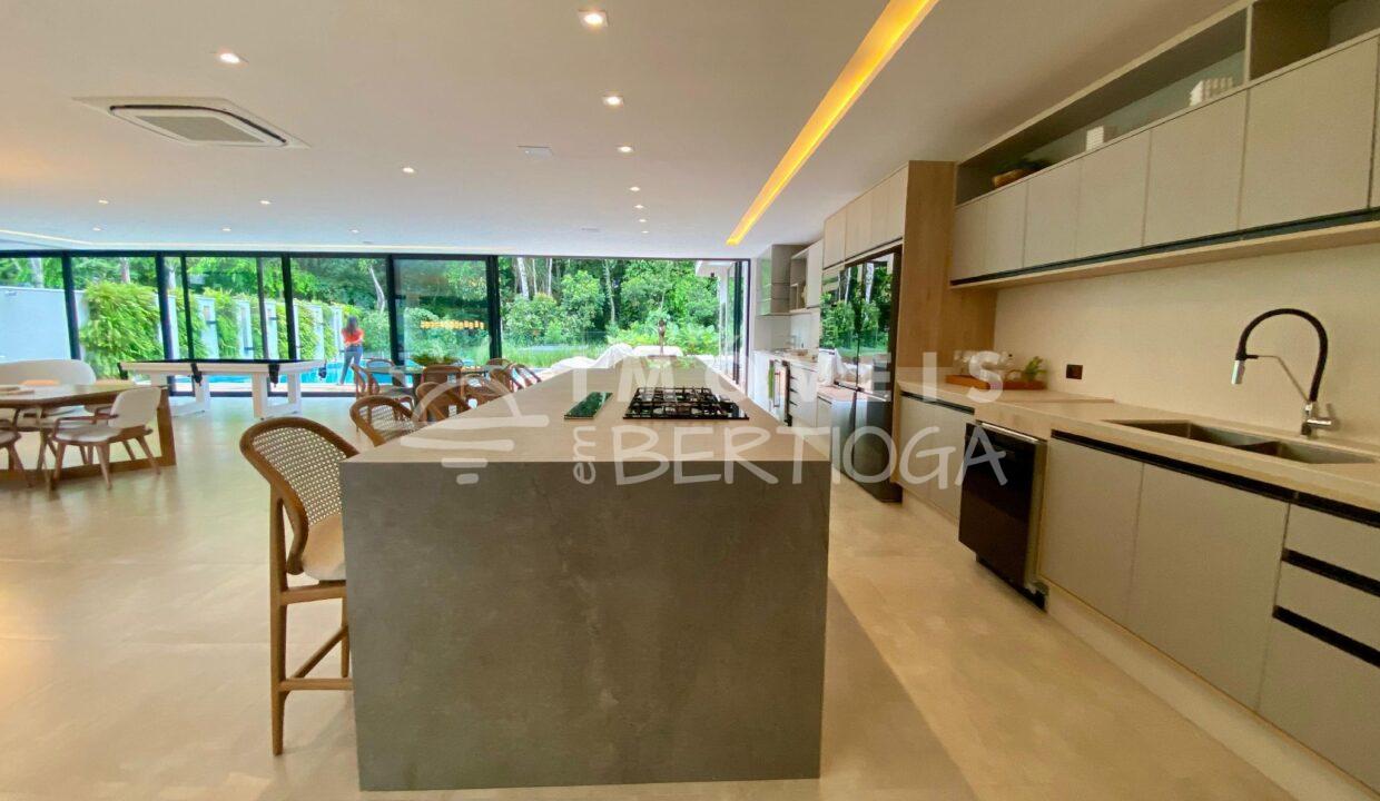 Casa-venda-BERTIOGA-RIVIERA-DE-SAO-LOURENCO-CA1564R-imobiliaria-na-riviera-imobiliaria-bertioga-2025-10-26_18-24-43_foto_rm-17