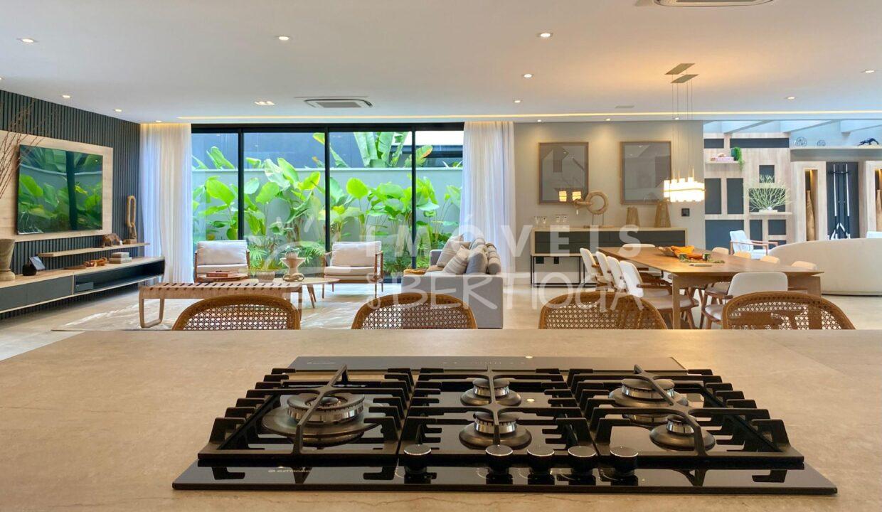 Casa-venda-BERTIOGA-RIVIERA-DE-SAO-LOURENCO-CA1564R-imobiliaria-na-riviera-imobiliaria-bertioga-2025-10-26_18-24-43_foto_rm-18