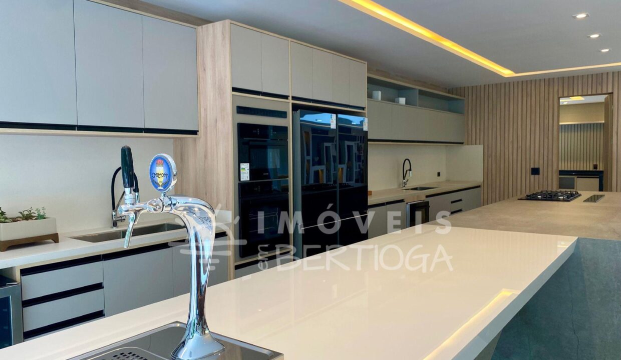 Casa-venda-BERTIOGA-RIVIERA-DE-SAO-LOURENCO-CA1564R-imobiliaria-na-riviera-imobiliaria-bertioga-2025-10-26_18-24-43_foto_rm-22