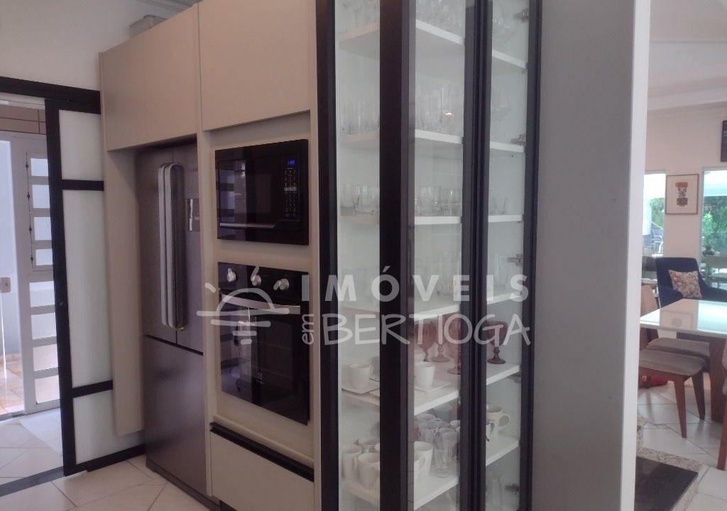 Casa-venda-BERTIOGA-RIVIERA-DE-SAO-LOURENCO-CA1585R-imobiliaria-na-riviera-imobiliaria-bertioga-2025-10-26_18-37-17_foto_rm-18