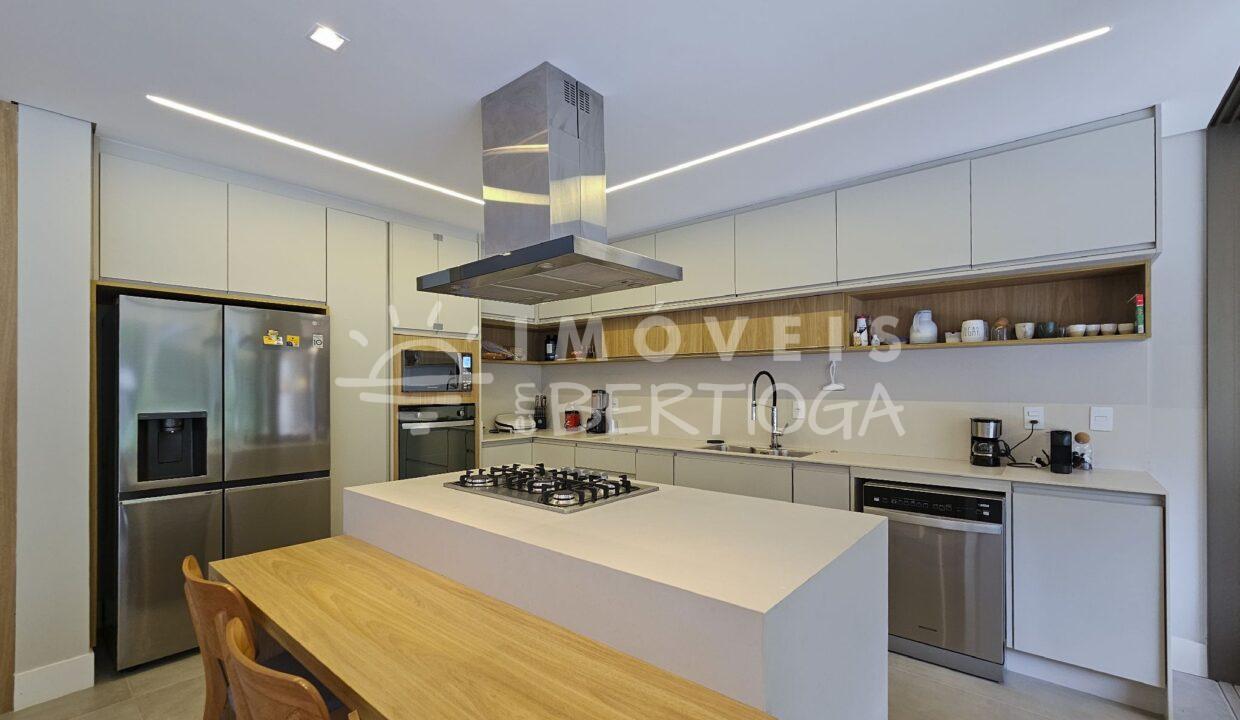 Casa-venda-BERTIOGA-RIVIERA-DE-SAO-LOURENCO-CA1596R-imobiliaria-na-riviera-imobiliaria-bertioga-2025-10-27_11-17-56_foto_rm-13