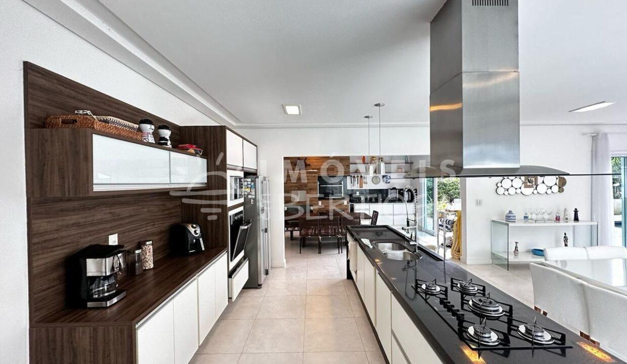 Casa-venda-BERTIOGA-RIVIERA-DE-SAO-LOURENCO-CA1609R-imobiliaria-na-riviera-imobiliaria-bertioga-2025-10-26_14-45-04_foto_rm-10