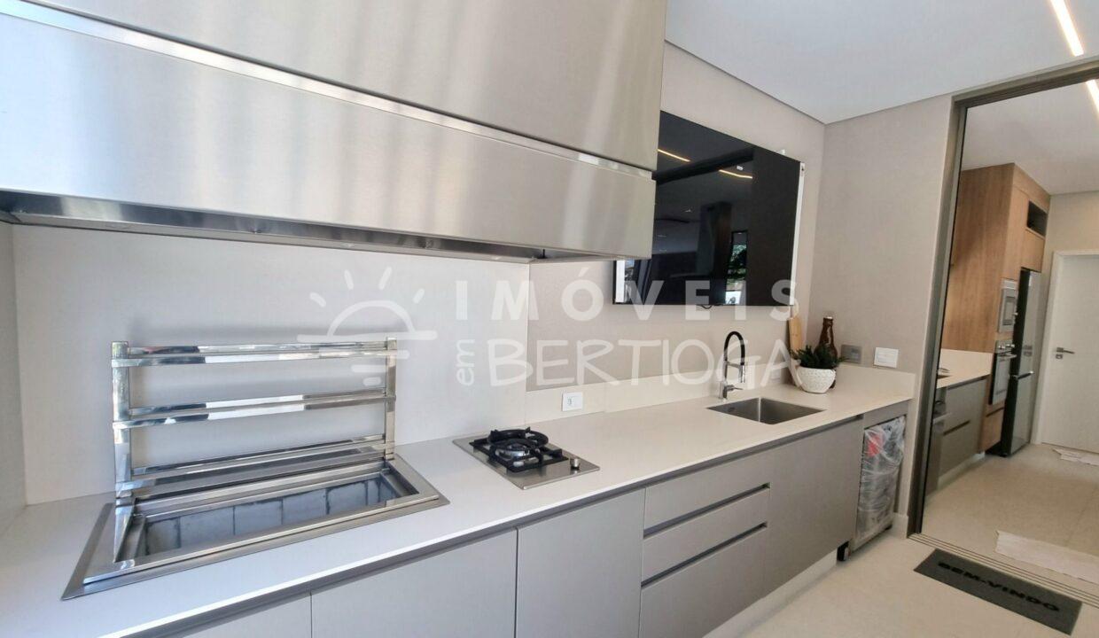 Casa-venda-BERTIOGA-RIVIERA-DE-SAO-LOURENCO-CA1616R-imobiliaria-na-riviera-imobiliaria-bertioga-2025-10-26_22-51-15_foto_rm-4