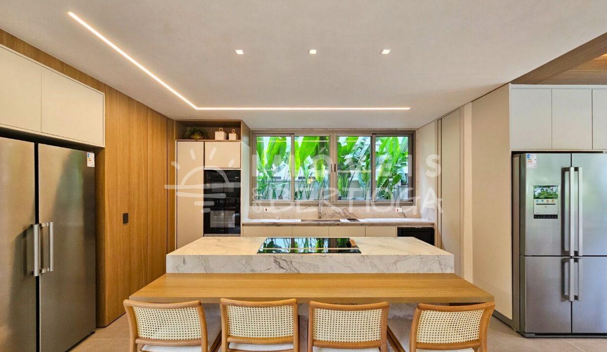 Casa-venda-BERTIOGA-RIVIERA-DE-SAO-LOURENCO-CA1637R-imobiliaria-na-riviera-imobiliaria-bertioga-2025-10-26_22-19-37_foto_rm-10