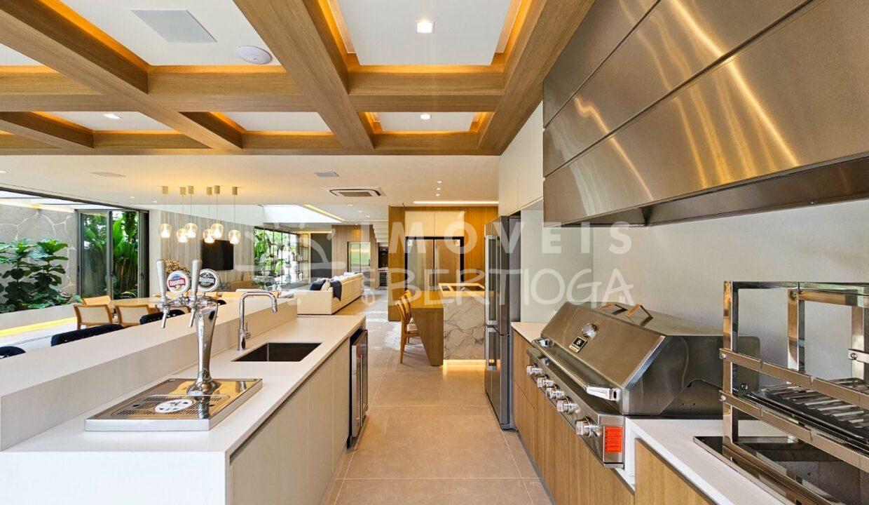 Casa-venda-BERTIOGA-RIVIERA-DE-SAO-LOURENCO-CA1637R-imobiliaria-na-riviera-imobiliaria-bertioga-2025-10-26_22-19-37_foto_rm-14