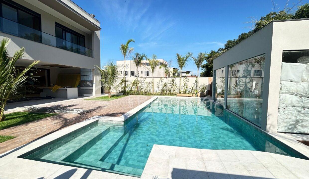 Casa-venda-BERTIOGA-RIVIERA-DE-SAO-LOURENCO-CA1641R-imobiliaria-na-riviera-imobiliaria-bertioga-2025-10-26_22-19-37_foto_rm