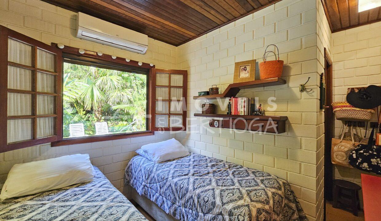 Casa-venda-BERTIOGA-RIVIERA-DE-SAO-LOURENCO-CA1647R-imobiliaria-na-riviera-imobiliaria-bertioga-2025-10-27_01-36-02_foto_rm-17