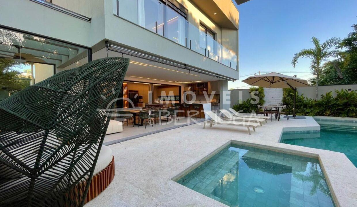 Casa-venda-BERTIOGA-RIVIERA-DE-SAO-LOURENCO-CA1652R-imobiliaria-na-riviera-imobiliaria-bertioga-2025-10-26_19-06-21_foto_rm-1