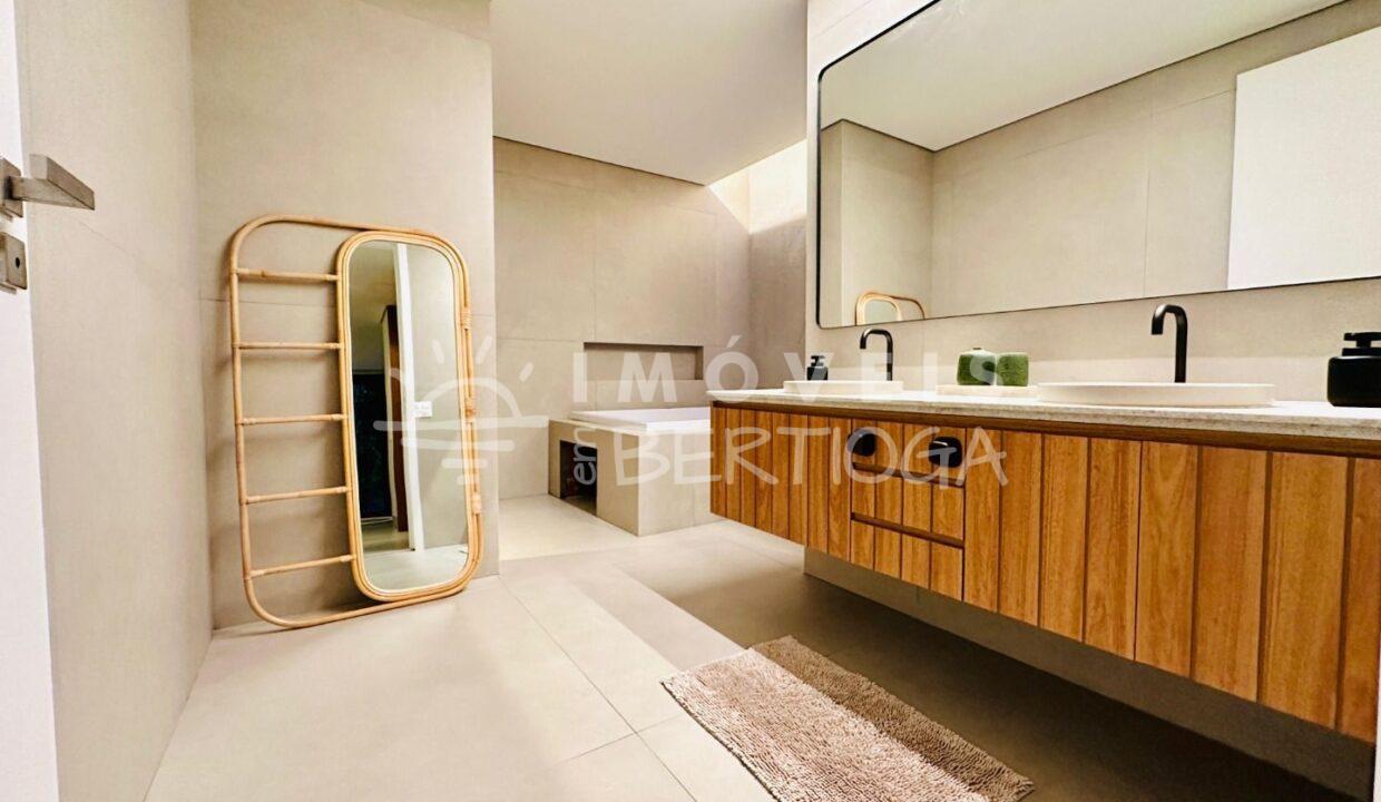 Casa-venda-BERTIOGA-RIVIERA-DE-SAO-LOURENCO-CA1662R-imobiliaria-na-riviera-imobiliaria-bertioga-2025-10-26_21-00-07_foto_rm-31