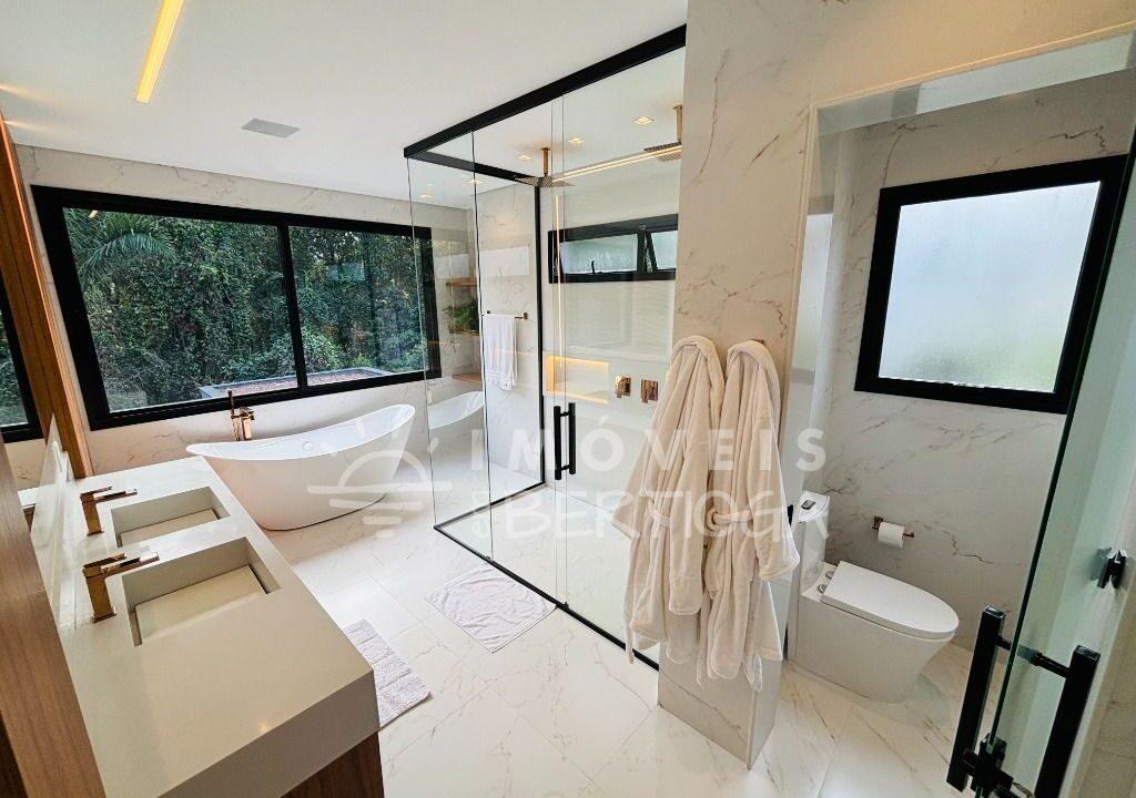 Casa-venda-BERTIOGA-RIVIERA-DE-SAO-LOURENCO-CA1687R-imobiliaria-na-riviera-imobiliaria-bertioga-2025-10-26_20-15-01_foto_rm-28