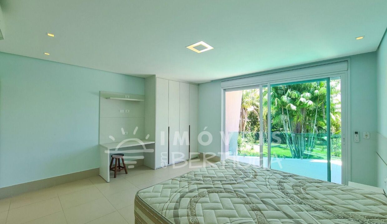 Casa-venda-BERTIOGA-RIVIERA-DE-SAO-LOURENCO-CA1689R-imobiliaria-na-riviera-imobiliaria-bertioga-2025-10-28_18-13-29_foto_rm-33