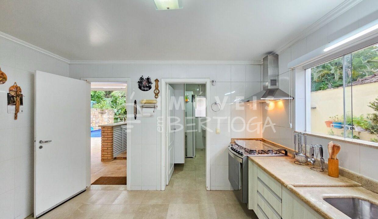 Casa-venda-BERTIOGA-RIVIERA-DE-SAO-LOURENCO-CA1690R-imobiliaria-na-riviera-imobiliaria-bertioga-2025-10-28_18-22-28_foto_rm-7