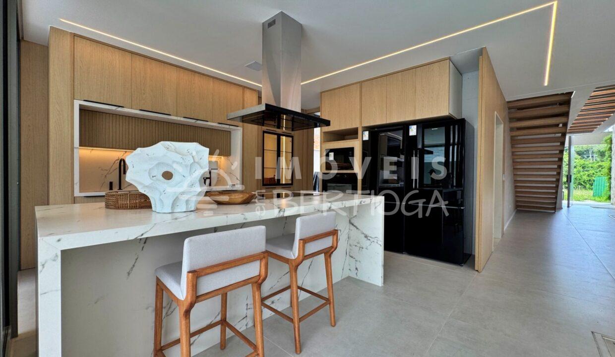 Casa-venda-BERTIOGA-RIVIERA-DE-SAO-LOURENCO-CA1702R-imobiliaria-na-riviera-imobiliaria-bertioga-2025-10-28_17-50-17_foto_rm-16