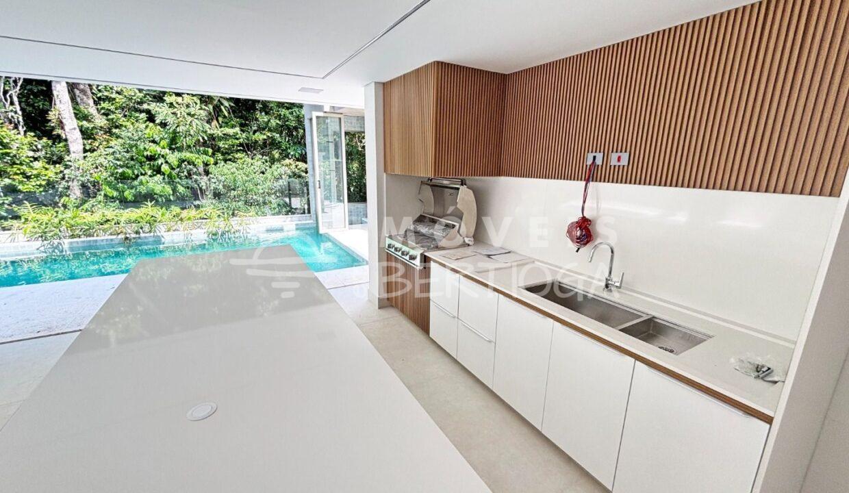 Casa-venda-BERTIOGA-RIVIERA-DE-SAO-LOURENCO-CA1705R-imobiliaria-na-riviera-imobiliaria-bertioga-2025-10-28_18-03-20_foto_rm-7