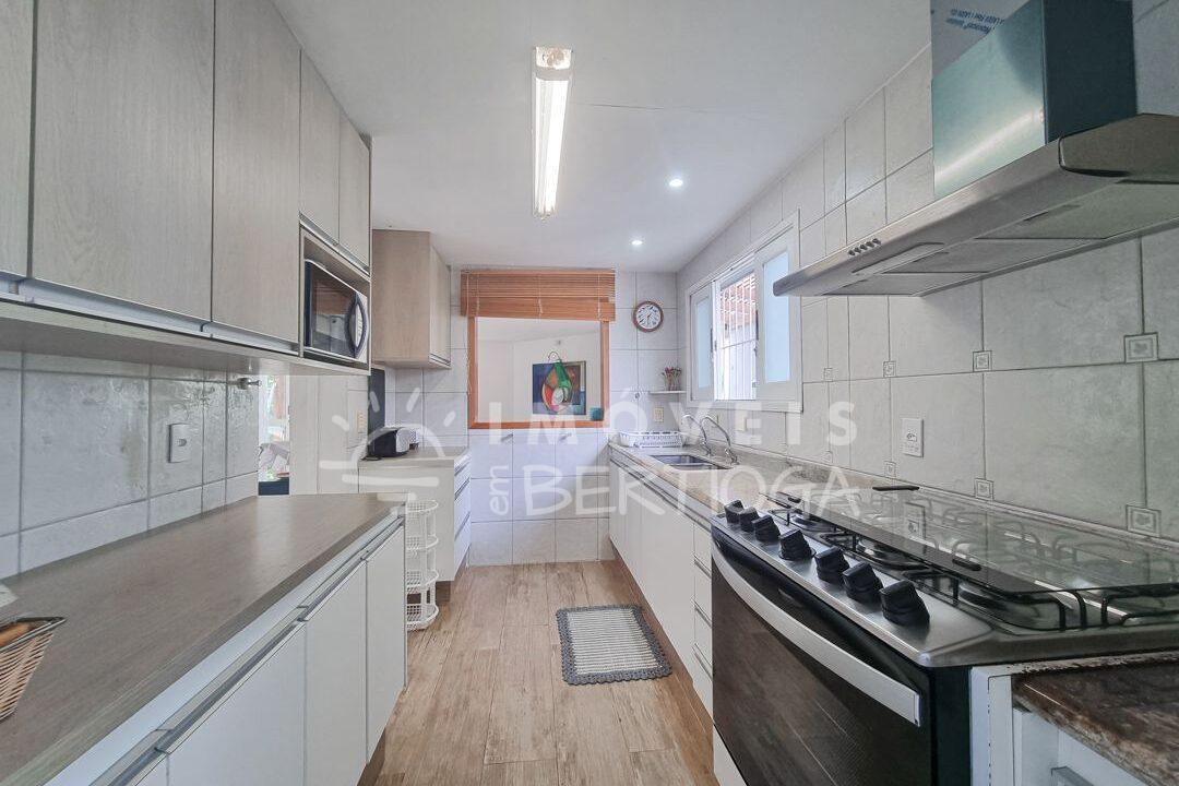 Casa-venda-BERTIOGA-RIVIERA-DE-SAO-LOURENCO-CA1708R-imobiliaria-na-riviera-imobiliaria-bertioga-2025-10-28_19-00-01_foto_rm-25