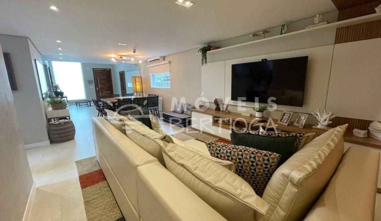 Casa-venda-BERTIOGA-RIVIERA-DE-SAO-LOURENCO-CA1715R-imobiliaria-na-riviera-imobiliaria-bertioga-2025-10-28_19-24-45_foto_rm