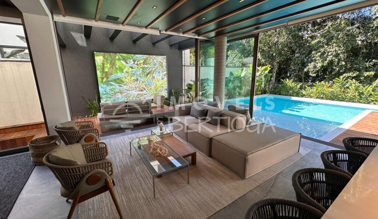 Casa-venda-BERTIOGA-RIVIERA-DE-SAO-LOURENCO-CA1726R-imobiliaria-na-riviera-imobiliaria-bertioga-2025-10-28_16-52-43_foto_rm-4