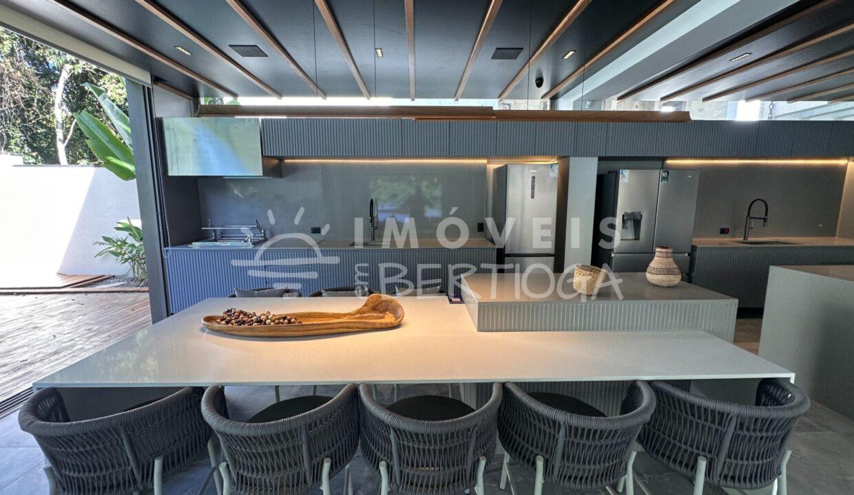Casa-venda-BERTIOGA-RIVIERA-DE-SAO-LOURENCO-CA1726R-imobiliaria-na-riviera-imobiliaria-bertioga-2025-10-28_16-52-43_foto_rm-7