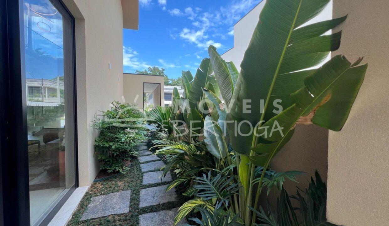 Casa-venda-BERTIOGA-RIVIERA-DE-SAO-LOURENCO-CA1746R-imobiliaria-na-riviera-imobiliaria-bertioga-2025-10-28_21-56-41_foto_rm-23
