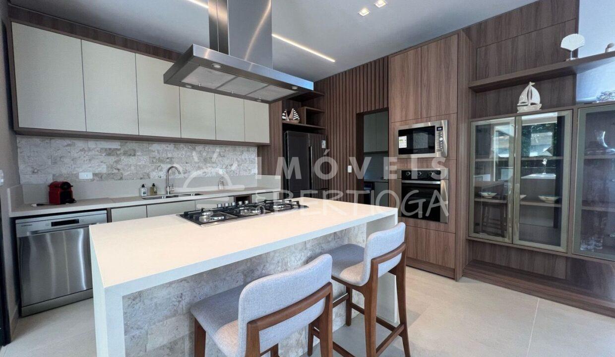 Casa-venda-BERTIOGA-RIVIERA-DE-SAO-LOURENCO-CA1746R-imobiliaria-na-riviera-imobiliaria-bertioga-2025-10-28_21-56-41_foto_rm-7
