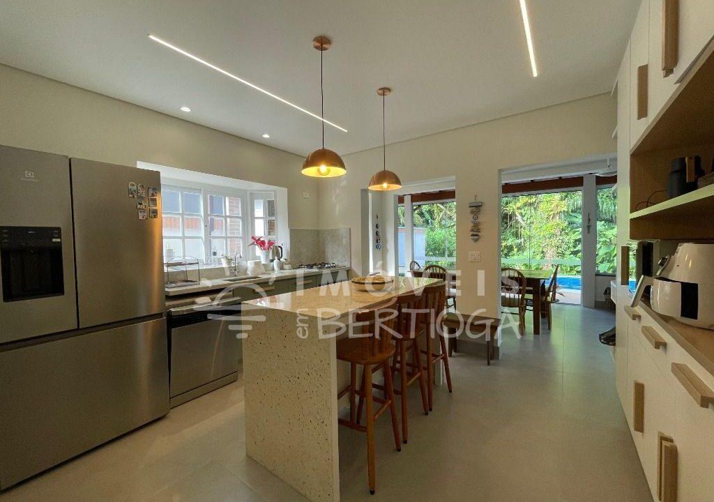 Casa-venda-BERTIOGA-RIVIERA-DE-SAO-LOURENCO-CA1757R-imobiliaria-na-riviera-imobiliaria-bertioga-2025-10-28_21-56-41_foto_rm-11