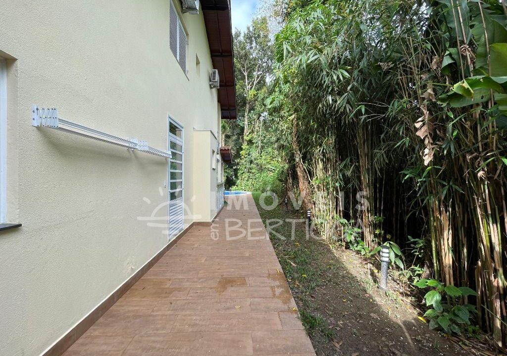 Casa-venda-BERTIOGA-RIVIERA-DE-SAO-LOURENCO-CA1757R-imobiliaria-na-riviera-imobiliaria-bertioga-2025-10-28_21-56-41_foto_rm-31